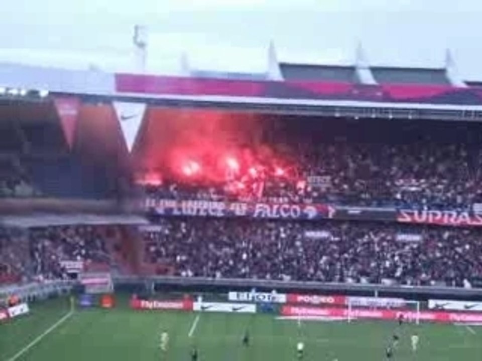 PSG - Monaco : Allez Paris SG / Fumi LF