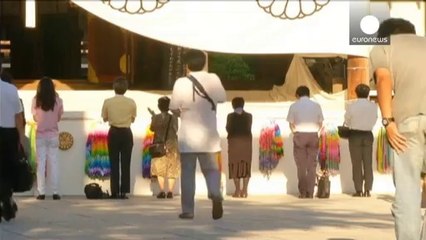 Japonya hükümeti savaş tapınağını ziyaret etti