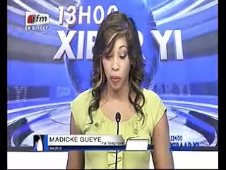 Les étudiants l'UCAD chauffent les policiers