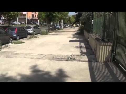 Aversa (CE) - Procedono i lavori in Via Di Jasi (14.08.14)