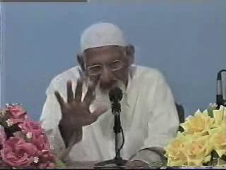 عورتوں کا اعتکاف مسجد میں یا گھر : حضرت امام ابو حنیفہ رحمتہ علیہ کی رائے کی روشنی میں - مولانا اسحاق