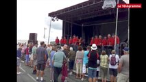 Concarneau. Ambiance chants de marins aux Filets Bleus