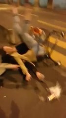 Shopping cart and Girls - Fails World