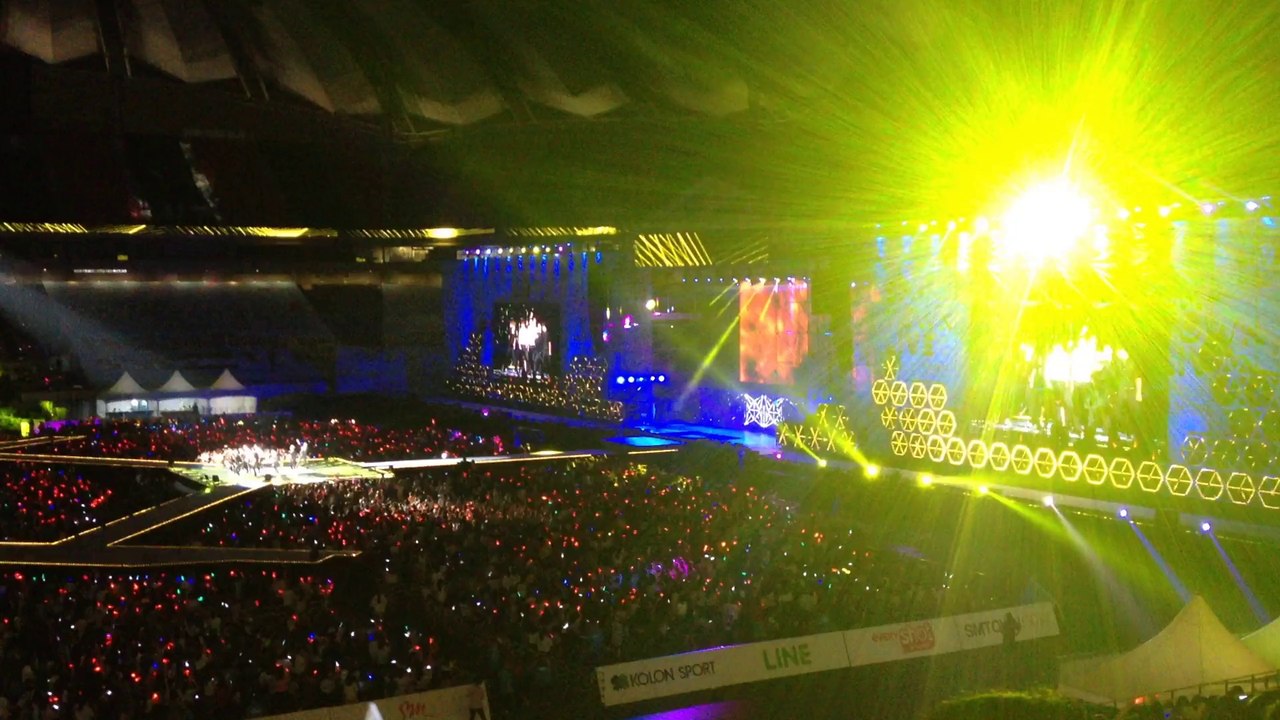 [TVXQHOME] 140815 TVXQ - "Keep Your Head Down"  @ SMTown in Seoul