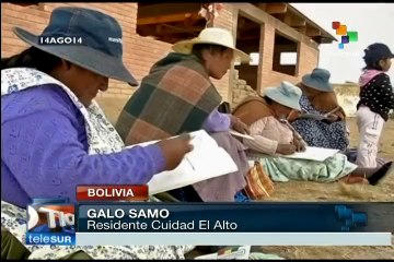 Bolivia: Aymara adults engaged in literacy program