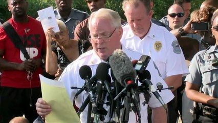 EUA divulgam nome de policial que matou jovem