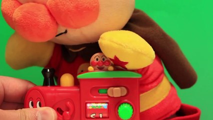 アンパンマンおもちゃ「スイッチいっぱい！SLマン」