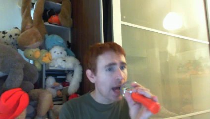 Wiwi égratigne "home" de Dolly Parton