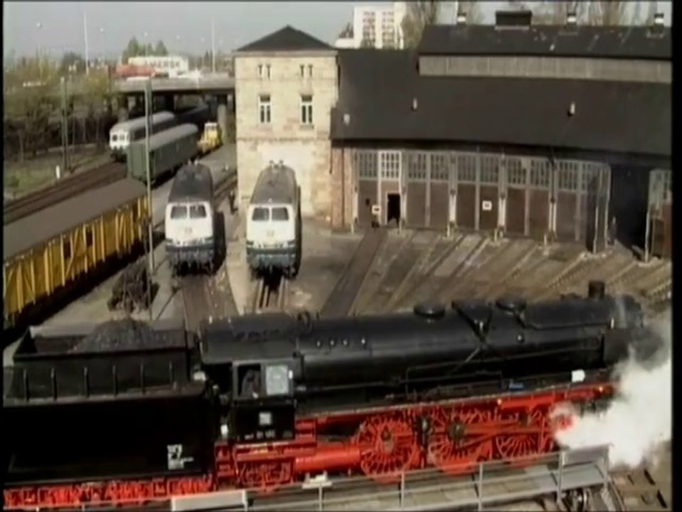 DIE 01 - Die Geschichte der legendaeren deutschen Schnellzug-Dampflokomotive
