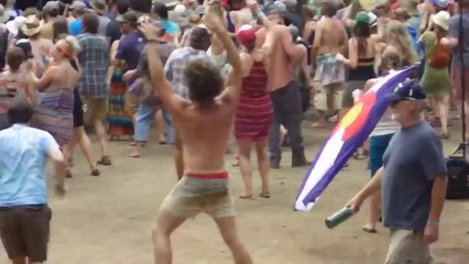 Dünyanın En Mutlu Adamı - Senpaylas.com