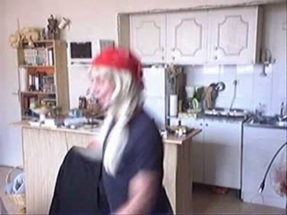 Lorie - J'ai besoin d'amour (délire)