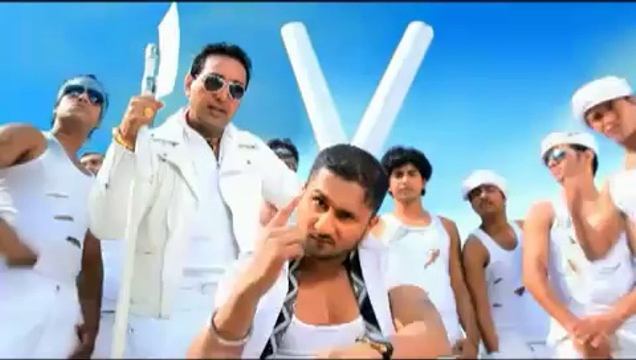Yo! Yo! Honey Singh's Punjabi Song Gandasa