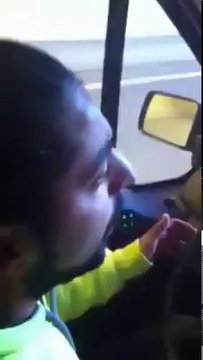 Kafamız güzel heralde :QWeQW:EQw (Hd izle gülmek garanti)