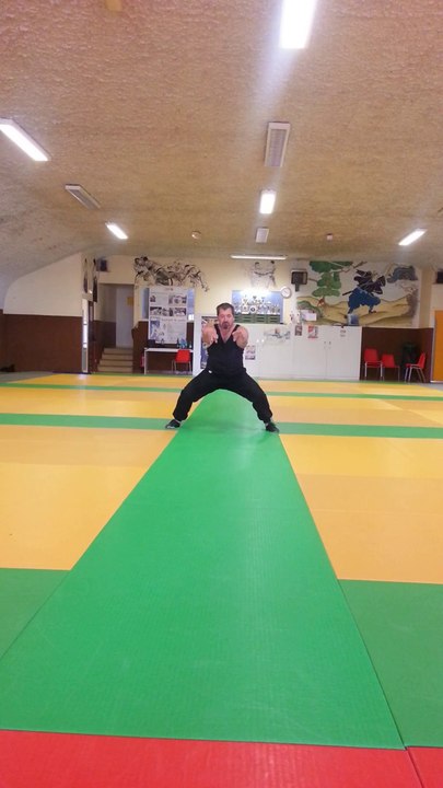 Nhi la han (respiratoire en contraction)