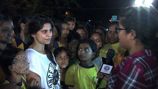 Sai Tamhankar Celebrates Dahi Handi With Govinda Pathak - Guru Pournima Movie Promotion