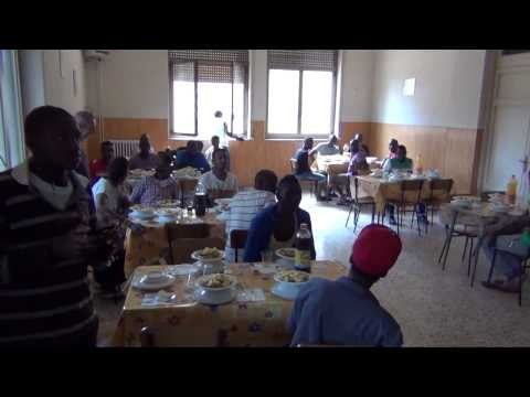 Napoli - Un Ferragosto istituzionale, dalla Banca del latte materno ai migranti (15.08.14)