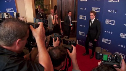 14.08.2014 Robert Pattinson at the HFPA Grants Banquet HD2 RedCarpePhotocall