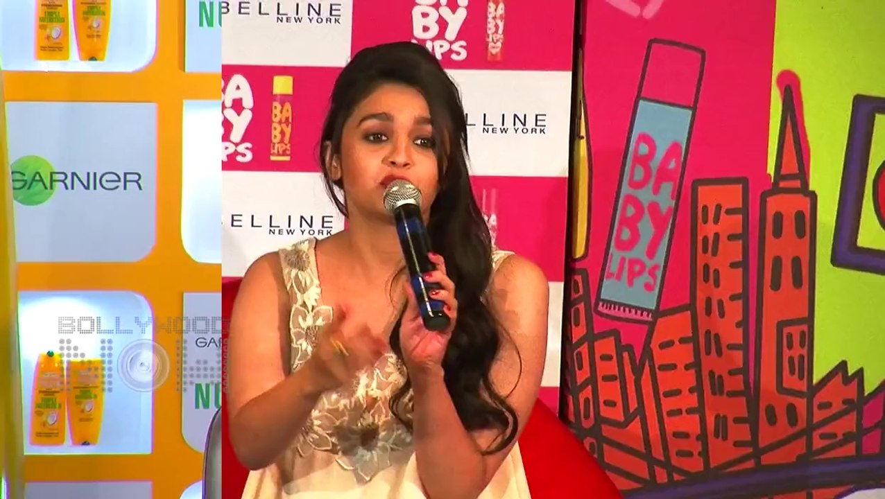 Alia Bhatt Jealous Of Deepika Padukone