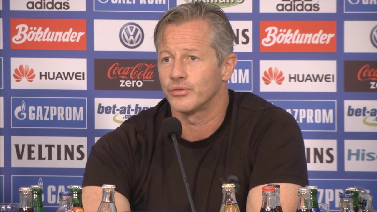 S04 Meister? FCB 'muss enorm straucheln'