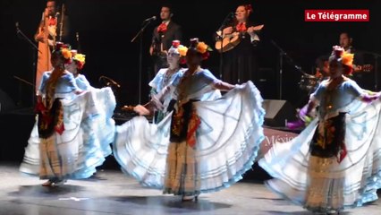 Plozévet (29). Mondial'Folk : le gala