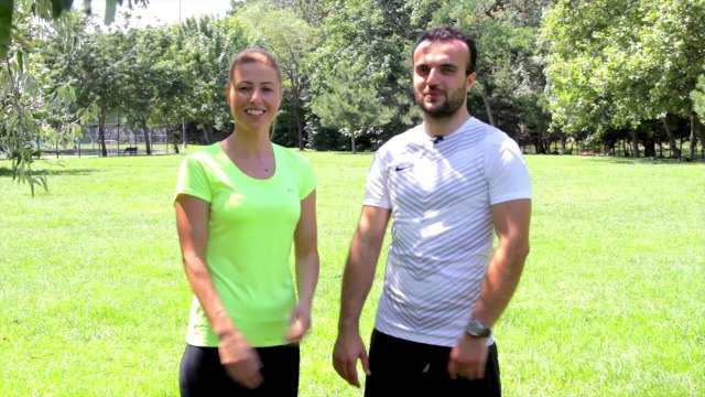 Omuz ve Bacak Kaslarını Kuvvetlendirmek için Squat and Dumbell Press - Her Yerde Spor
