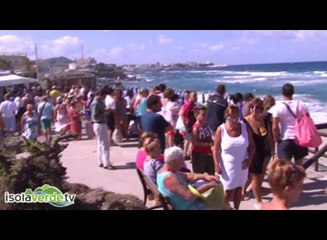 FORIO, 25ENNE MORTO IN MARE: LE IMMAGINI DELLE RICERCHE