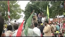 azadi march k karkun or inqilab k karkun or media b aabpara chowk islamabad part  (1)