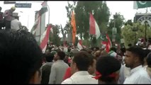 azadi march k karkun or inqilab k karkun or media b aabpara chowk islamabad part  (4)