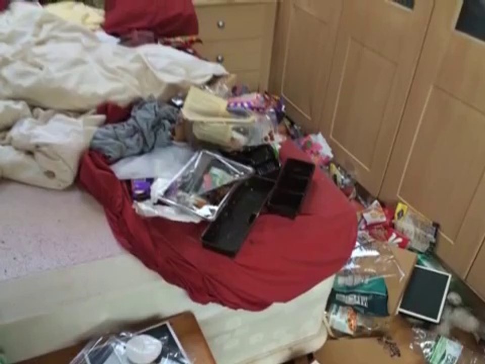 Hoarder House Clean Up Somerset Call 01934 513862 CrawfordsPRC