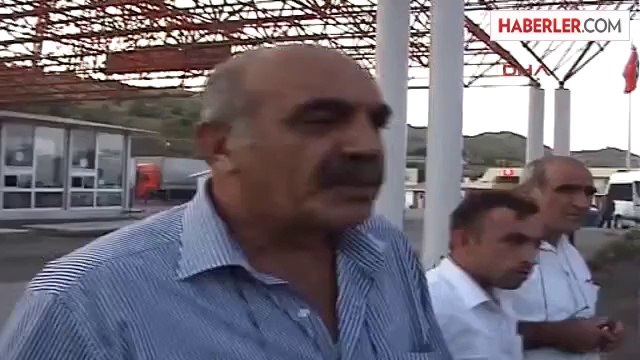 Ardahan Ahıska Türkleri Gürcistan'a Giremedi
