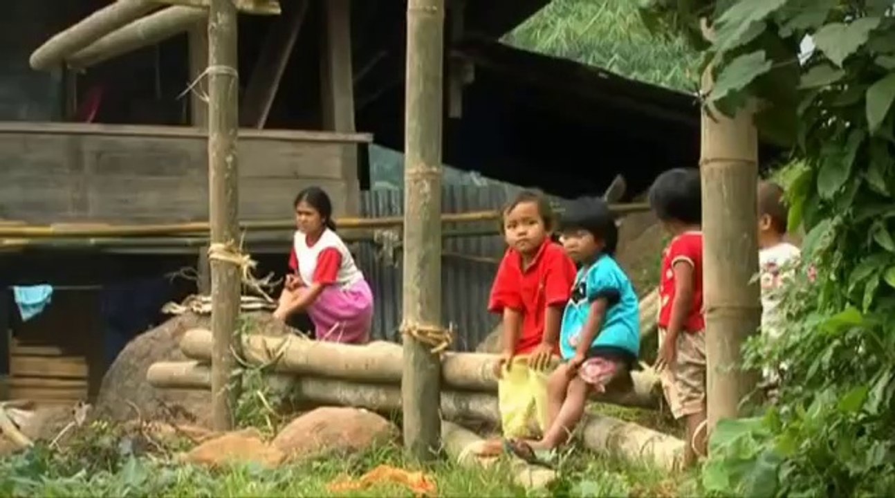 Charley Boorman - By Any Means - Sydney to Tokyo E03