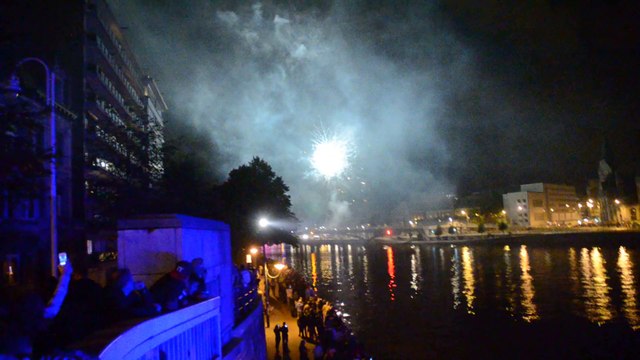 Feu d'artifice de clôture des festivités du 15 août à Liège