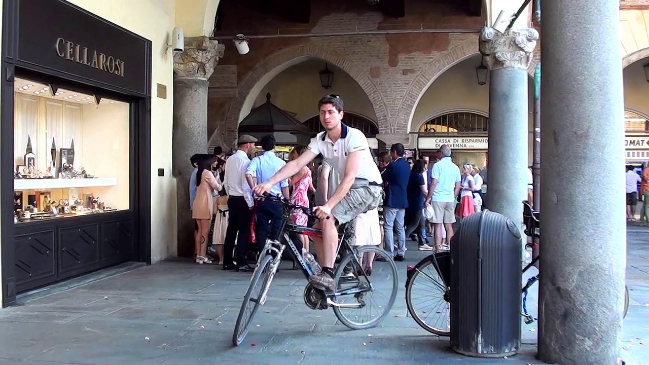 Paese di Biciclette