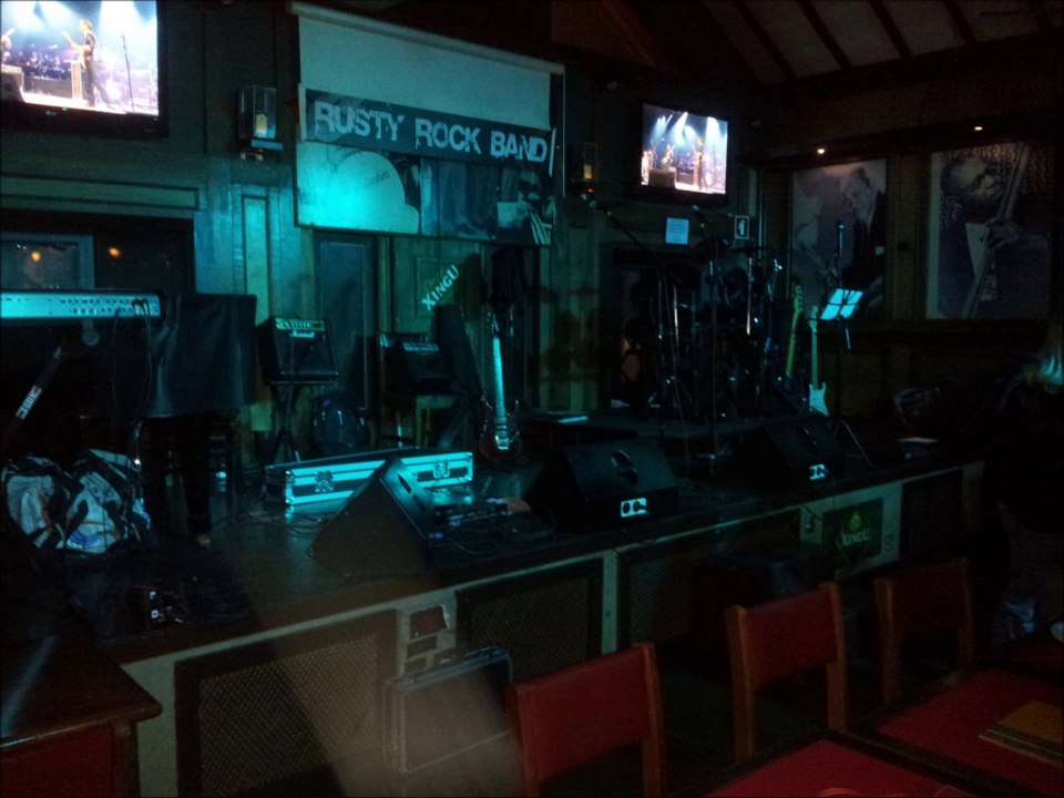 MP3  Dont Stop Believe by Rusty Rock Band