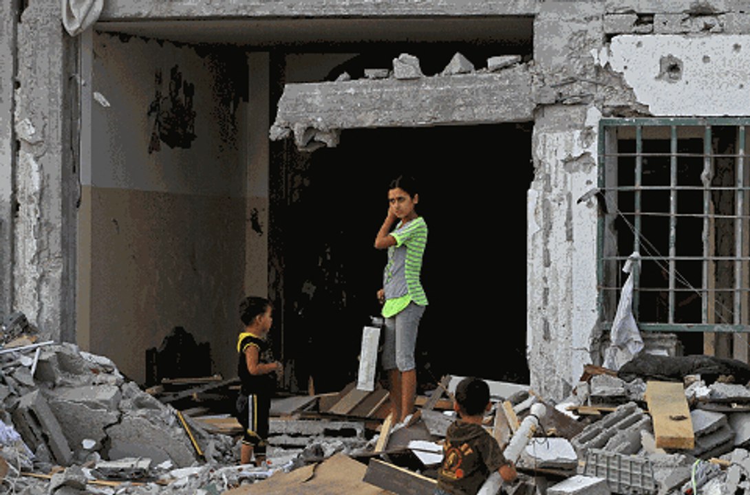 Listening Post  - Feature: Gazans reporting Gaza