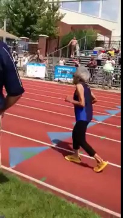 Ida Keeling, 99 ans, bat le record du 100m de sa catégorie d'âge