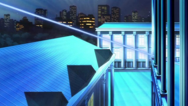 Pretty Guardian Sailor Moon Crystal - Sailor Moon Attack (with New Tiara)!