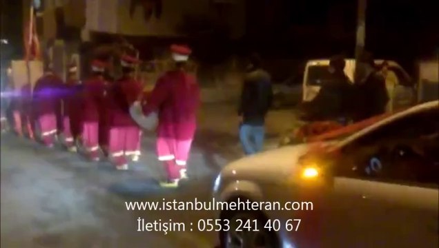 mehter takımı ile sünnet düğünü (mehter takımımız sünnet çocuğu ile kortej halinde salona gidiyor)