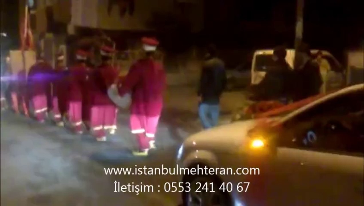 mehter takımı ile sünnet düğünü (mehter takımımız sünnet çocuğu ile kortej halinde salona gidiyor)