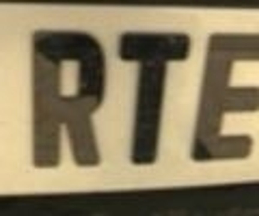 06 RTE 53 plakalı otomobil 500 bin liraya satılık