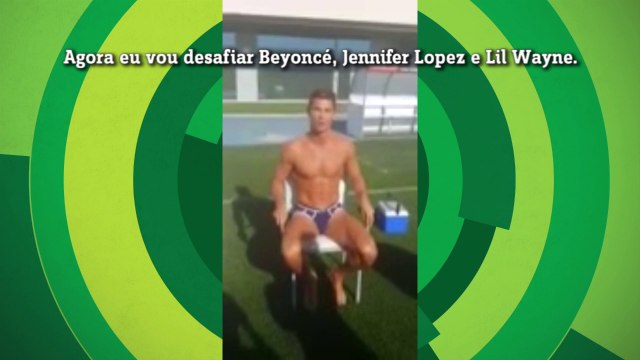 Cristiano Ronaldo adere o desafio do balde de gelo