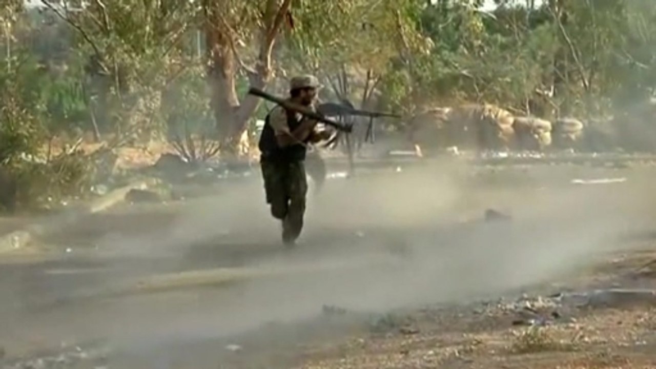 Rival militias clash in Libyan capital