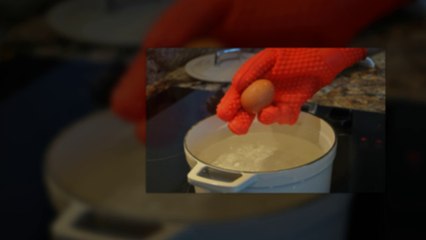 Heat Resistant Gloves for Barbecue and Cooking.