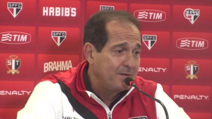 Muricy afirma que Michel Bastos pode estrear contra o Inter