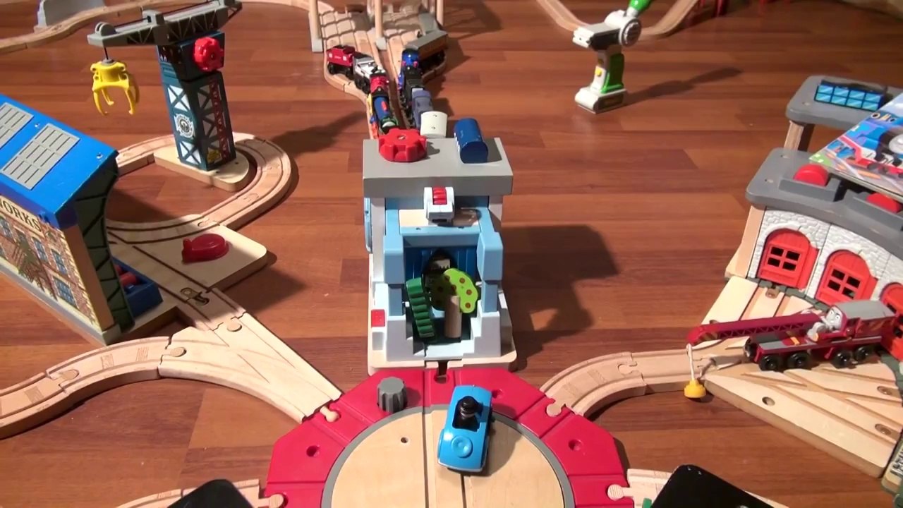 Thomas and Friends, Thomas Saves The Day at the Sodor Srcub and Shine starring Diesel 10