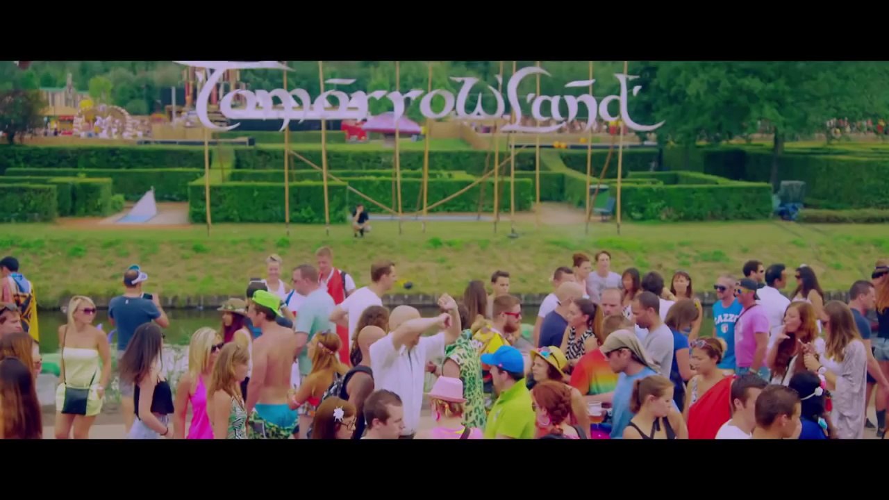 Tomorrowland Anthem 2014 - Dimitri Vegas & Like Mike vs W&W - Waves ( OFFICIAL VIDEO )