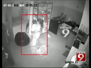 یک ماده گرگ فمینیست، پسر 11 ماهه را شکنجه می‌کند