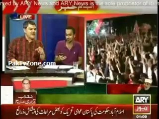 Mubashir Luqman openly supports Imran Khan