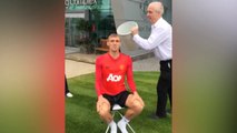 CR7 répond à Fletcher au Ice Bucket Challenge !