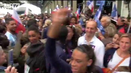 Athlétisme / Les athlètes français acclamés à leur retour - 18/08